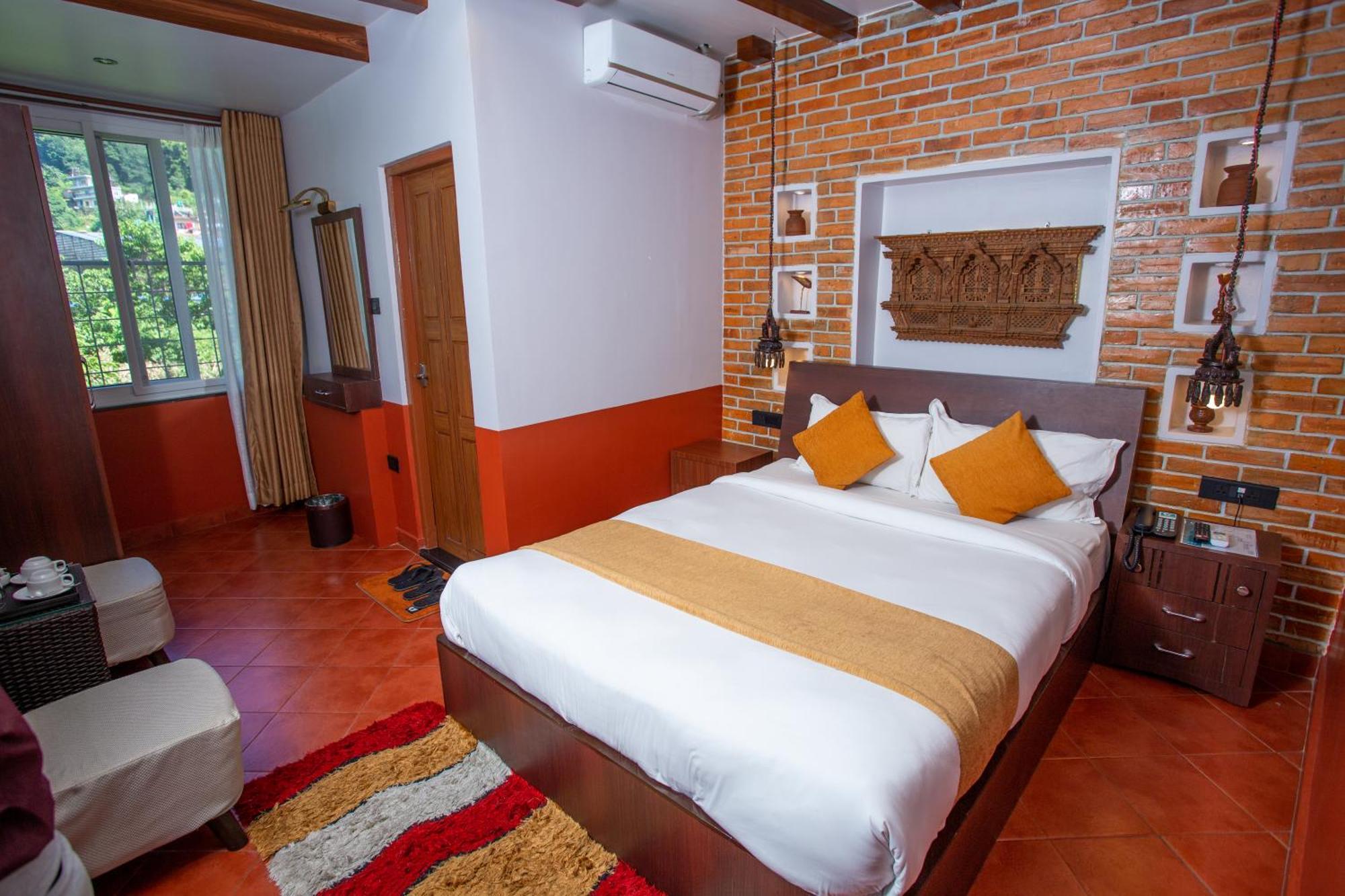 Chautari Boutique Hotel Pokhara Kültér fotó